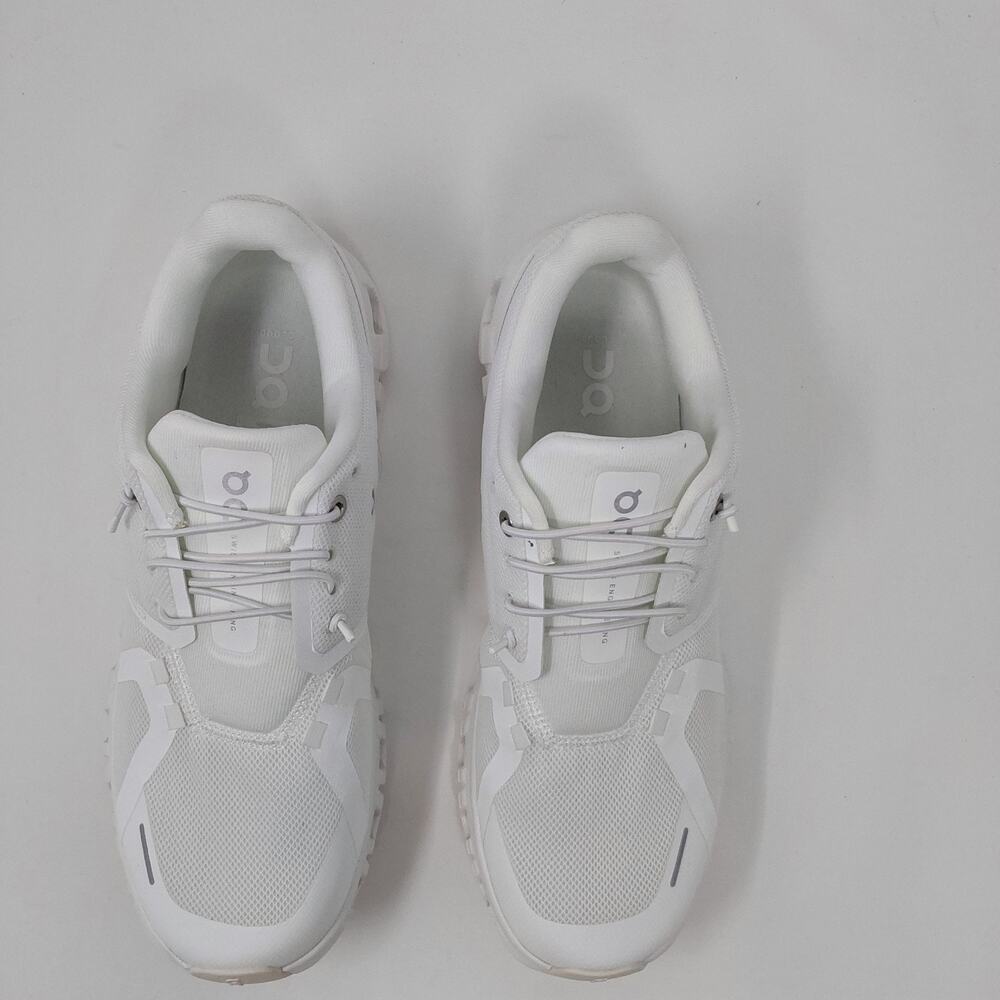 On Running Men's Cloudswift Sneakers in White - Picture 4 of 16